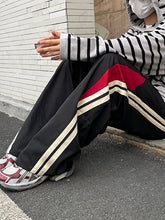 Lockere Jogginghose mit Streifenmuster für Herren